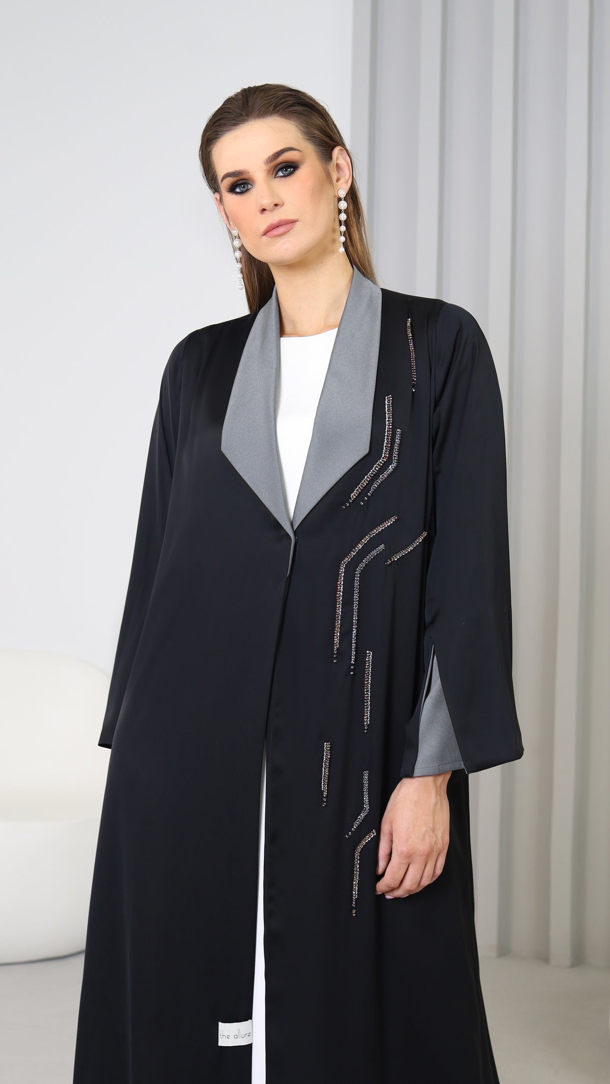 Timeless Abaya - LA111