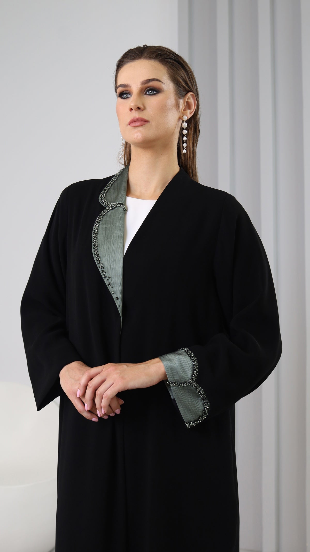 Timeless Abaya - LA114