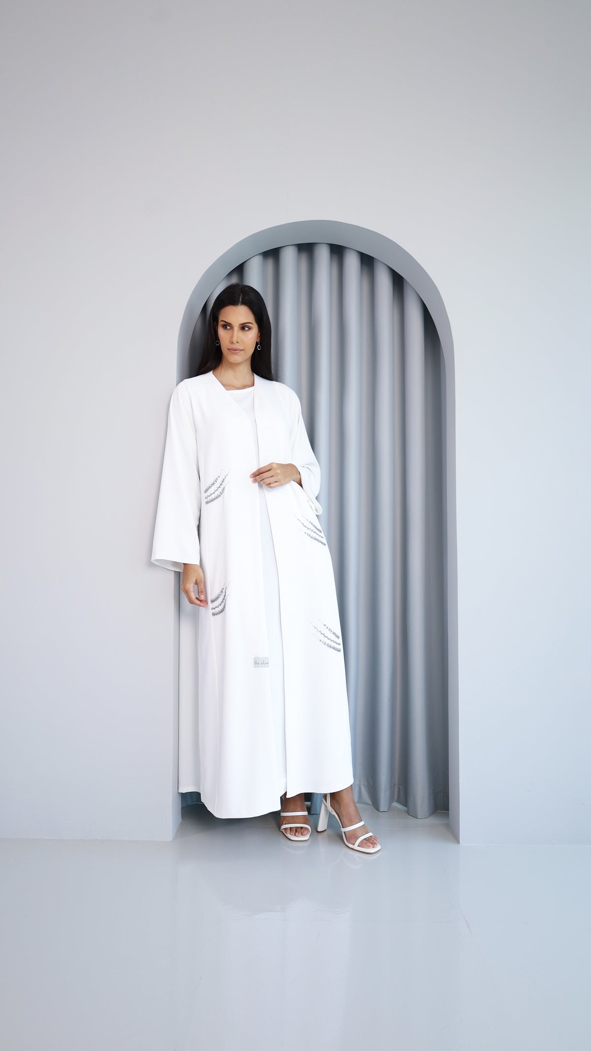 Timeless Abaya - LA56 (RTW)