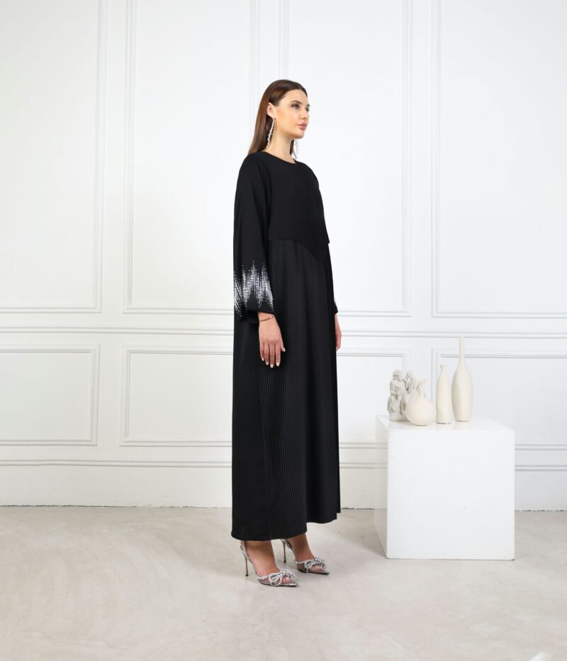 Timeless Abaya - LA102 - Image 3