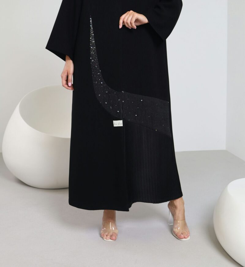 Timeless Abaya - LA109 - Image 2