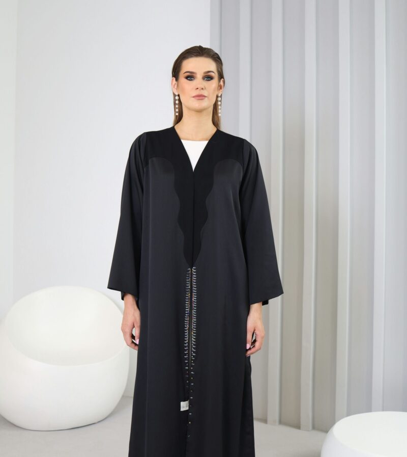 Timeless Abaya - LA117 - Image 2
