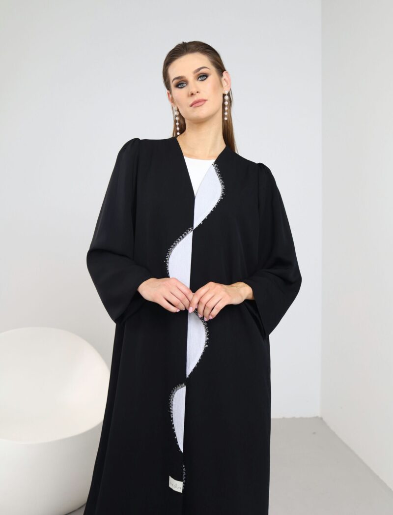 Timeless Abaya - LA110 - Image 2